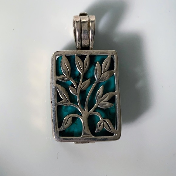 Vintage Silpada Sterling Silver Live Laugh Love Tree of Life Turquoise Pendant - Picture 2 of 3
